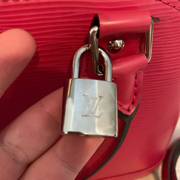 Louis Vuitton Alma Bb Date Code For Men